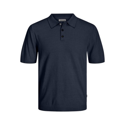 Camisa polo azul escuro com três botões e gola clássica
