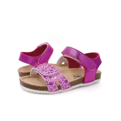 Sandálias infantis cor de rosa com tiras em velcro e sola branca