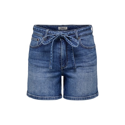 Calções de ganga azuis com cinto fino e etiqueta ONLY na cintura