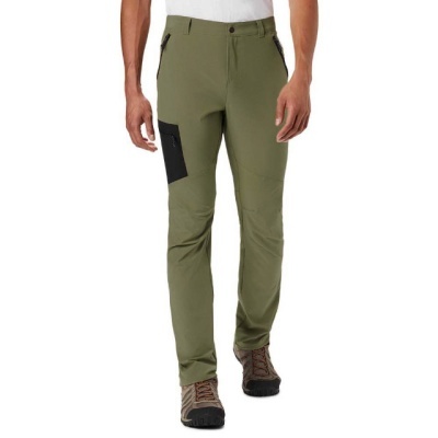 Calças masculinas verdes com bolso preto lateral