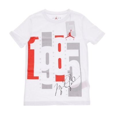 T-shirt branca com estampado vermelho e cinza, texto e logótipo Air Jordan