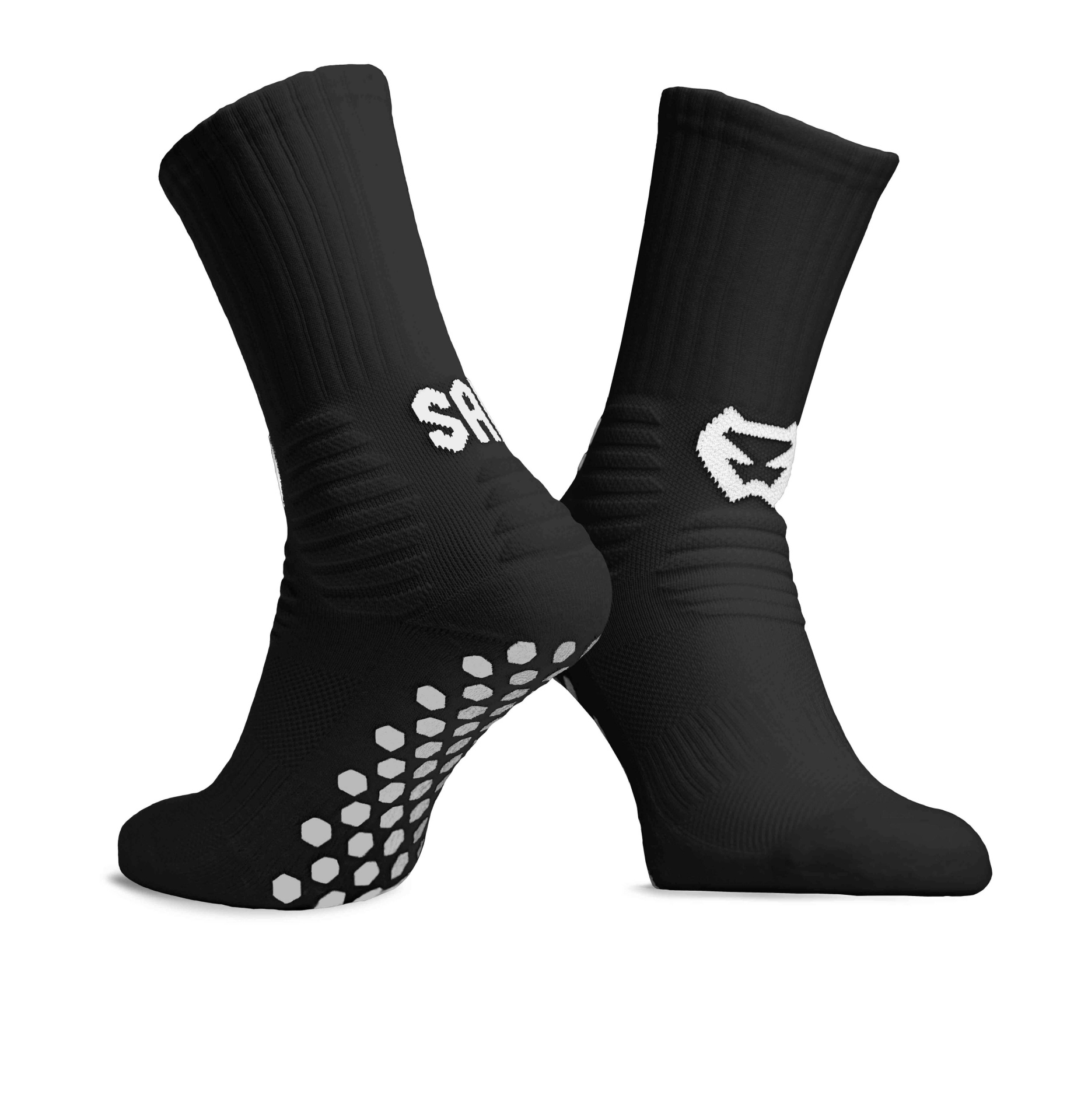 Par de meias pretas desportivas com logos brancos e pontos antiderrapantes cinzentos na sola