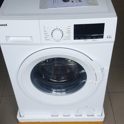Máquina de lavar roupa branca MuneX capacidade 9.0 kg com painel digital