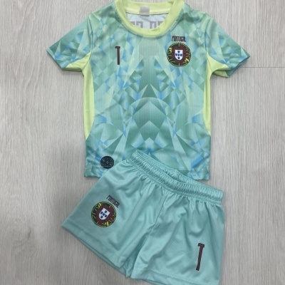 Conjunto de roupa desportiva infantil de Portugal azul claro com camisola e calções
