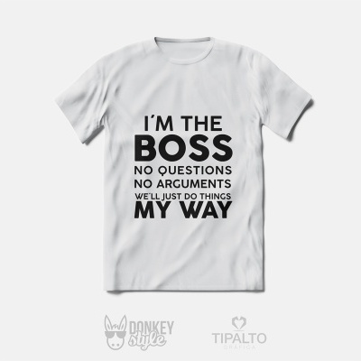 T-shirt branca com texto preto I