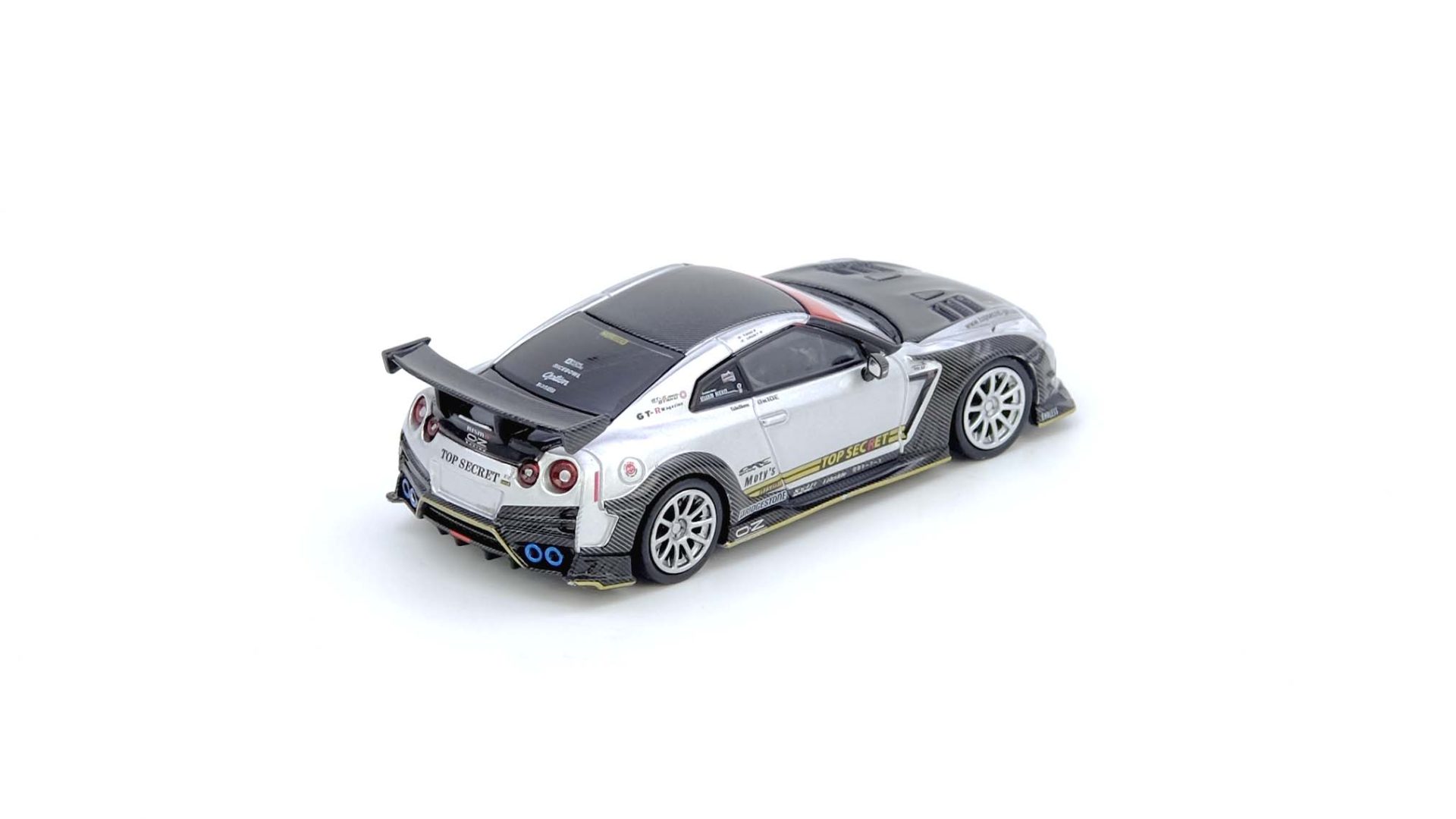 Diecast 1:64 Nissan GT-R R35 Silver Tokyo Auto Salon Hong Kong