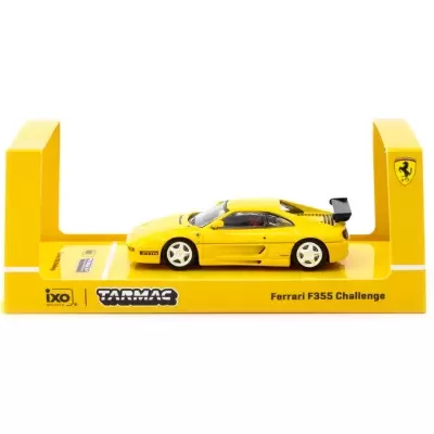 Miniatura de carro Ferrari F355 Challenge amarelo em suporte amarelo