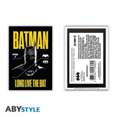 Poster Batman preto e amarelo com texto e imagem do Batman