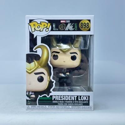 Caixa Funko Pop President Loki 898 com figura de vinil com capacete dourado e fato escuro