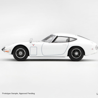 Miniatura de carro clássico branco em fundo branco