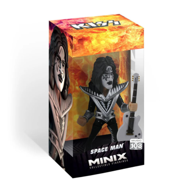 Figura colecionável Minix Space Man da banda KISS com guitarra em caixa com fundo de chamas