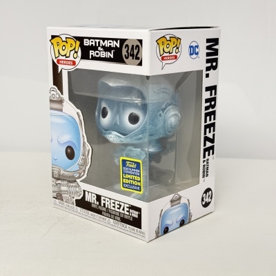 Figura colecionável Mr. Freeze POP! Heroes número 342 em embalagem