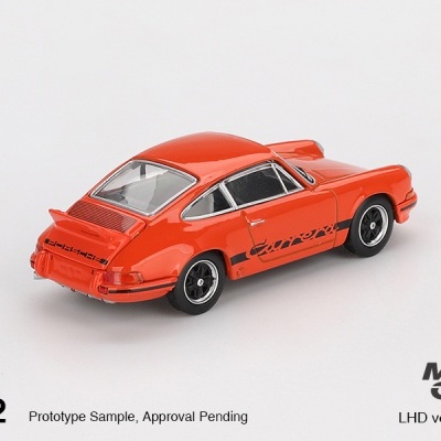 Miniatura de carro desportivo clássico laranja com detalhes pretos