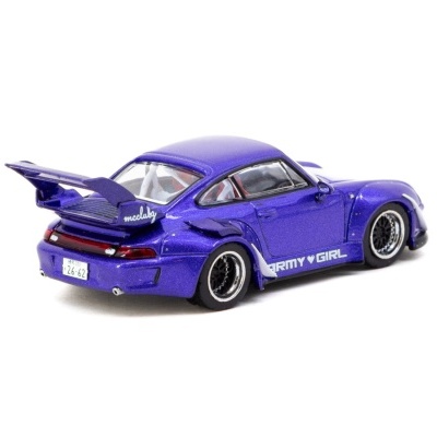 Miniatura de carro desportivo roxo metálico com spoiler e texto ARMY GIRL e macluby