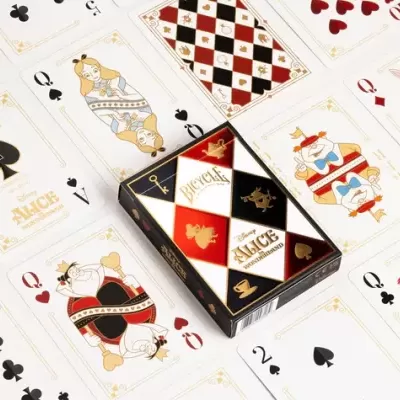Baralho Alice no País das Maravilhas com cartas estampadas e caixa quadriculada