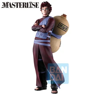 Figura colecionável de personagem masculino com túnica vermelha e recipiente nas costas