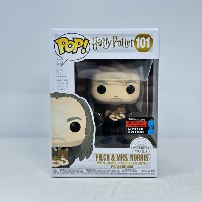 Figura Funko POP de Filch e Mrs. Norris em caixa