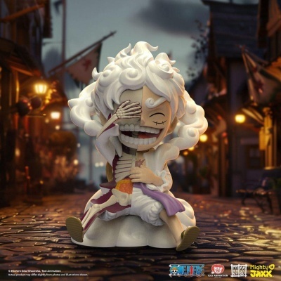 Figura colecionável Caráter metade esquelético, cabelo branco, roupa branca e roxa sentada em rua de pedra iluminada