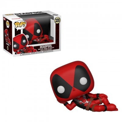 Figura Funko Pop Deadpool deitado com embalagem ao lado