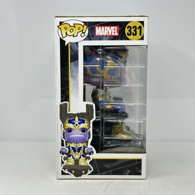 Embalagem Funko Pop! Marvel 331 com figura roxa e dourada dentro