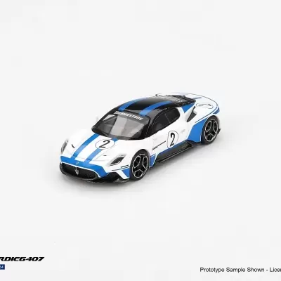 Miniatura de carro desportivo branco com faixas azuis e pretas e número 2