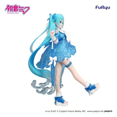 Estátua da personagem Hatsune Miku com vestido azul e cabelo longo azul