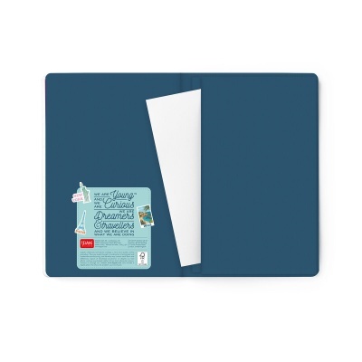 Capa interior de caderno azul com bolso e papel branco