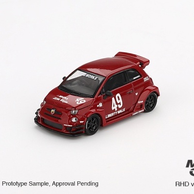 Miniatura de carro desportivo vermelho com número 49 e texto LIBERTY WALK