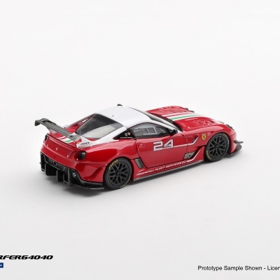 Miniatura de carro de corrida vermelho com tecto branco e número 24