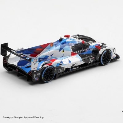 Miniatura de carro de corrida azul, branco, vermelho e preto com detalhes