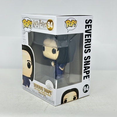 Figura Funko Pop! Severus Snape Harry Potter com embalagem branca e janela transparente
