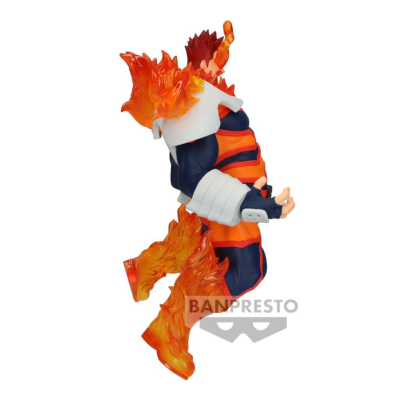 Figura de ação Banpresto com chamas orange e fato azul e laranja