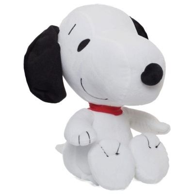 Pelúcia do Snoopy sentada com orelhas pretas e colar vermelho