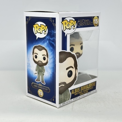 Funko Pop de Albus Dumbledore na embalagem original com fundo azul