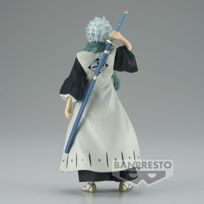 Figura colecionável de personagem anime com katana azul