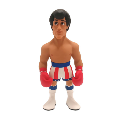 Boneco colecionável de boxe com luvas vermelhas e calções riscadosem fundo branco