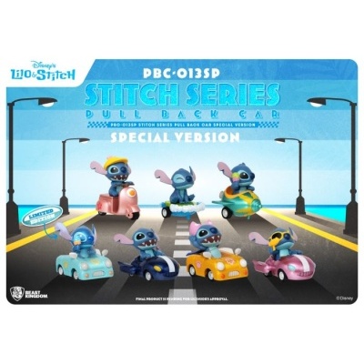 Conjunto de figuras colecionáveis Stitch com carros coloridos em caixa com design de estrada