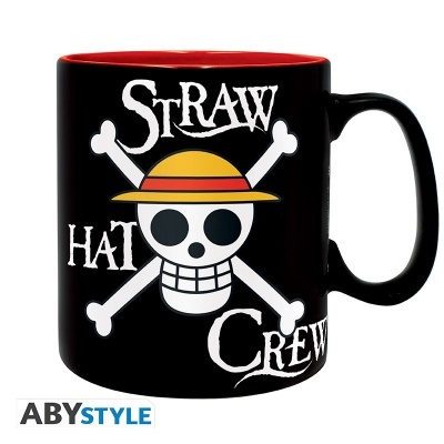 Caneca preta com caveira de desenho animado e texto 'STRAW HAT CREW'