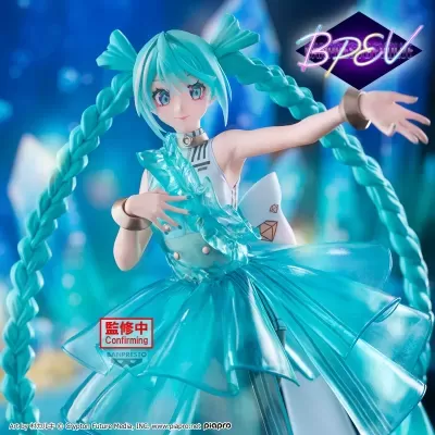 Figura colecionável anime azul cabelo tranças vestido azul translúcido selo BANPRESTO