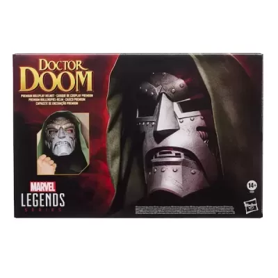 Máscara Doctor Doom da Marvel Legends em embalagem vermelha e preta