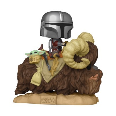 Figura Funko Pop do Mandaloriano montado num bantha com Baby Yoda, base Star Wars
