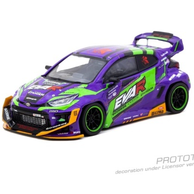 Carro de corrida modelo em escala com decoração roxa, verde e laranja em fundo branco