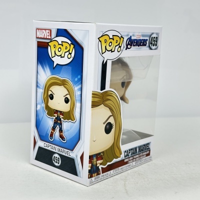 Embalagem Funko Pop Captain Marvel com janela plástica transparente e texto Marvel Avengers n.º 459