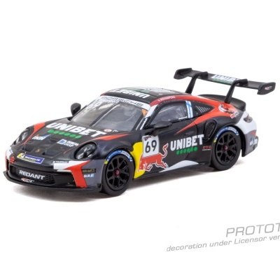 Miniatura de carro de corrida preto e vermelho com logotipos e número 69