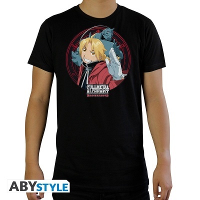T-shirt preta com estampa Fullmetal Alchemist colorida no centro