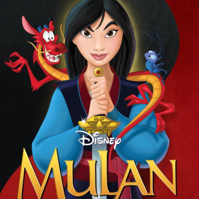 Imagem da personagem Mulan segurando uma espada dourada, acompanhada por dragão vermelho e grilo azul