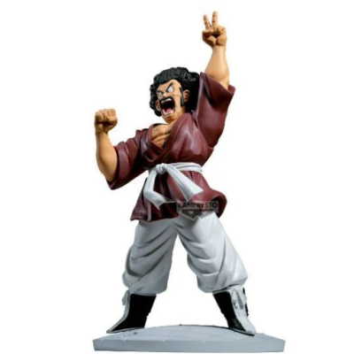 Figura anime homem com bata castanha e calças brancas
