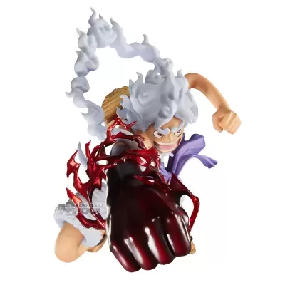 Figura colecionável de personagem animado com cabelo branco e luva vermelha em pose de ataque