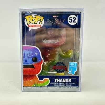 Boneco Funko Pop! Art Series Thanos na caixa da coleção Marvel Studios The Infinity Saga.