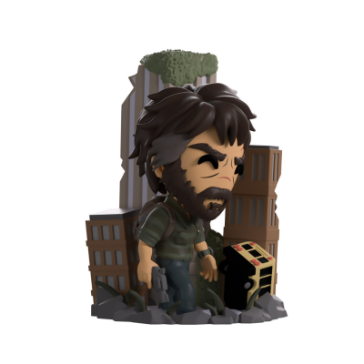 Figura colecionável personagem masculino com armas e cenário urbano destruído